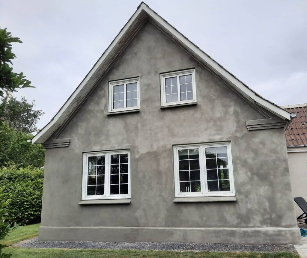 Netpudsning af facade