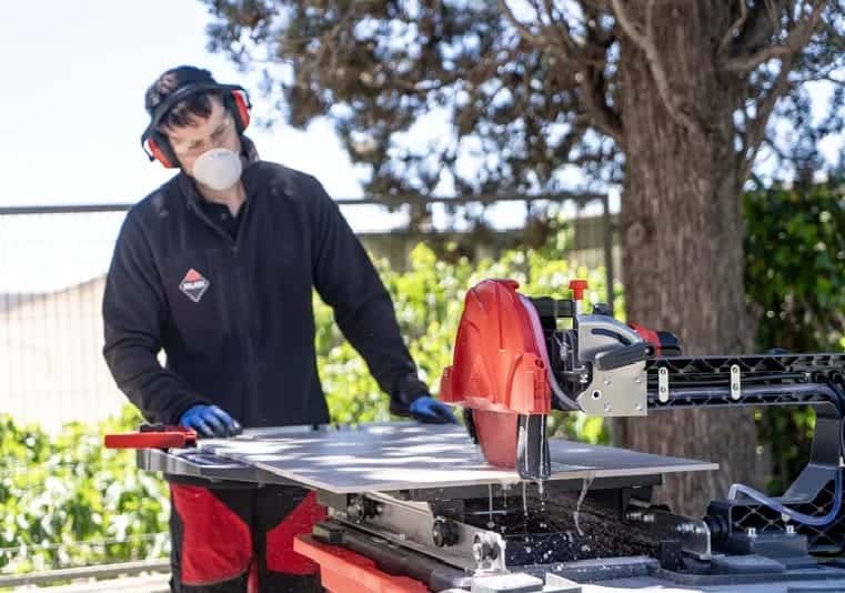 RUBI DT-250 MAX i brug