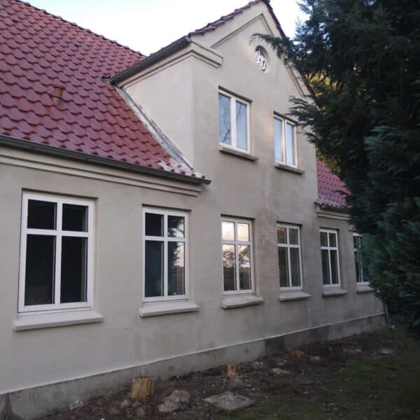 Armeringspudsning af hus i Arnum